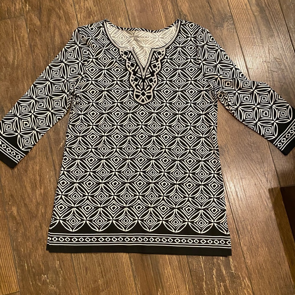 Black and white embroidered tunic blouse